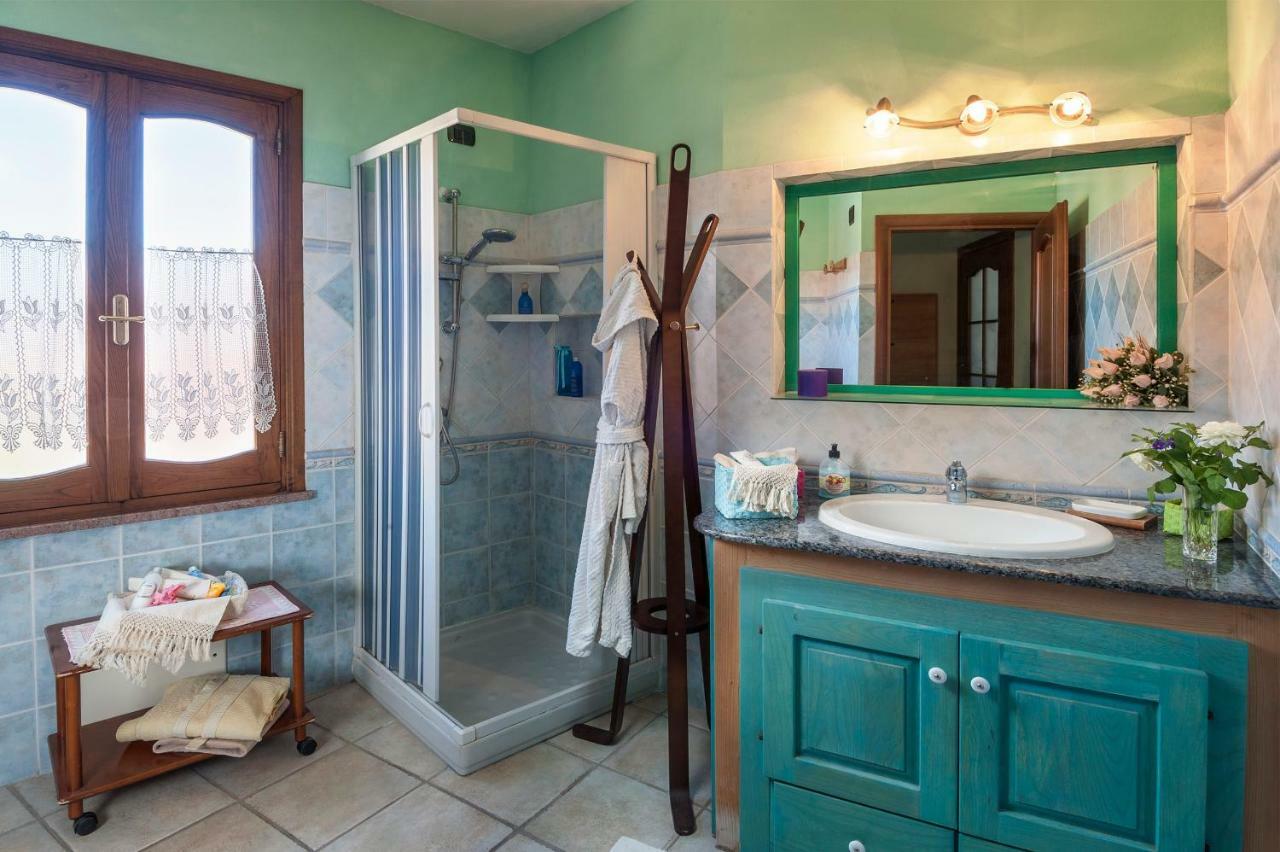 Le Quattro Mura Bed & Breakfast Pula Exterior foto